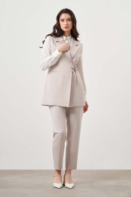 Mizalle Yan Toka Detaylı Klasik Yaka Bej Rengi Yelek - Mizalle (1)