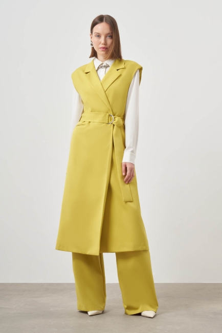 Mizalle Kemerli Uzun Yağ Yeşili Anvelop Yelek - Mizalle