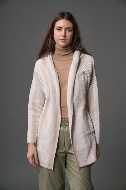 Mizalle Verev Çizgili Kapüşonlu Bej Rengi Triko Hırka - Mizalle