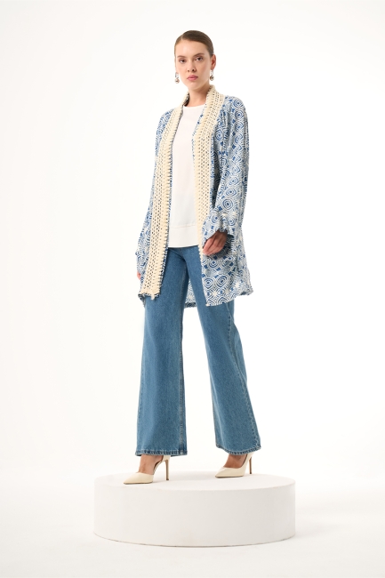 Mizalle Dantel Yaka Mavi Geometrik Desenli Kimono - Mizalle (1)
