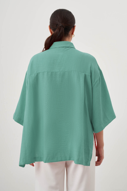 Mizalle Keten Dokulu Yırtmaçlı Oversize Yeşil Gömlek - Mizalle (1)